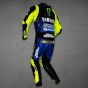 Cuirs De Monster Valentino Rossi Yamaha Motogp 2020 vue latérale arrière